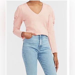 Express Ruched Puff Sleeve Top
Color: Dusty Rose
Size: XL